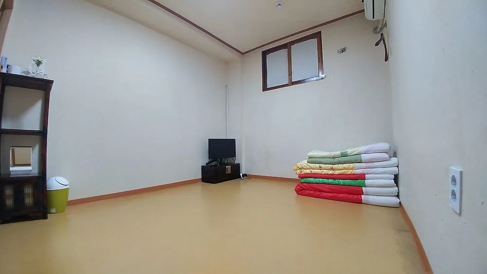 Hue Hanok Guesthouse 서울특별시 대한민국